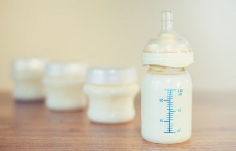 הכוח של ההנקה – HMO המולקולה שעושה את חלב האם למזון הטוב ביותר